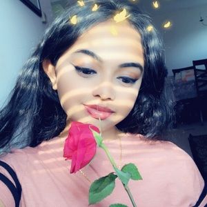 Meet your Posher, Fatima